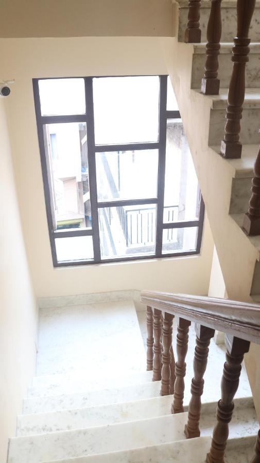 Nepalaya Home Hostel Катманду Экстерьер фото