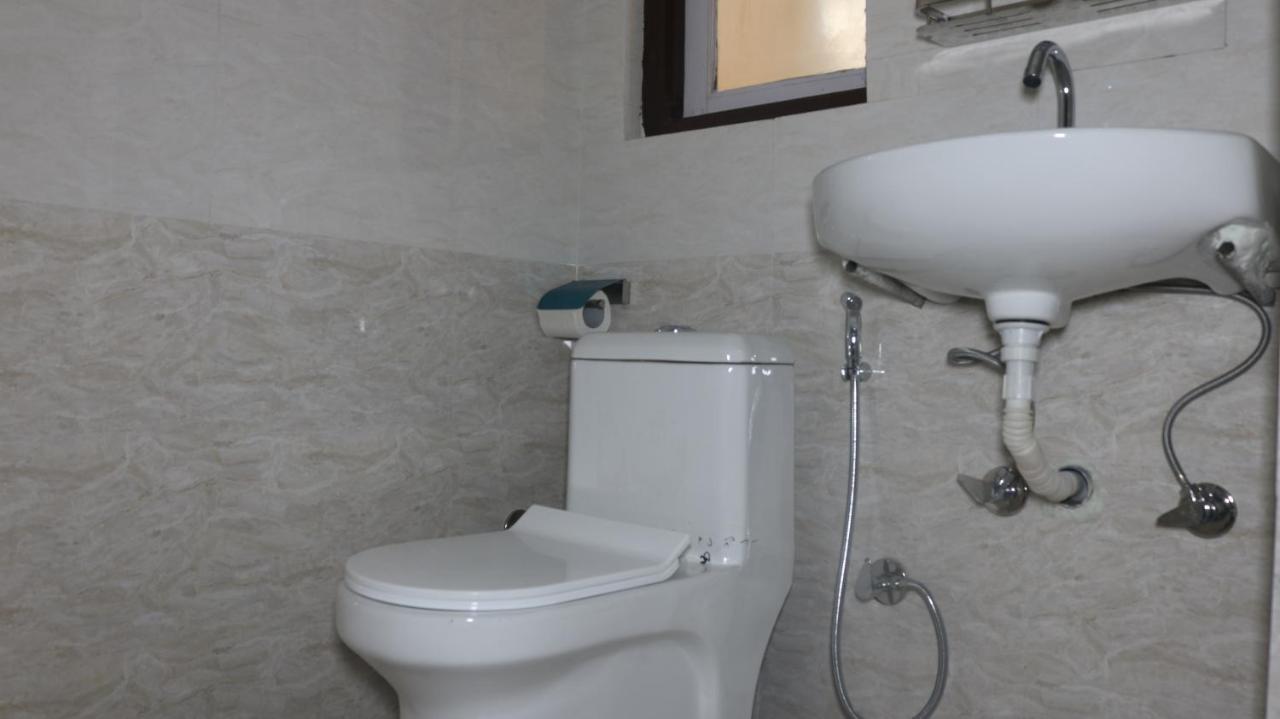 Nepalaya Home Hostel Катманду Экстерьер фото