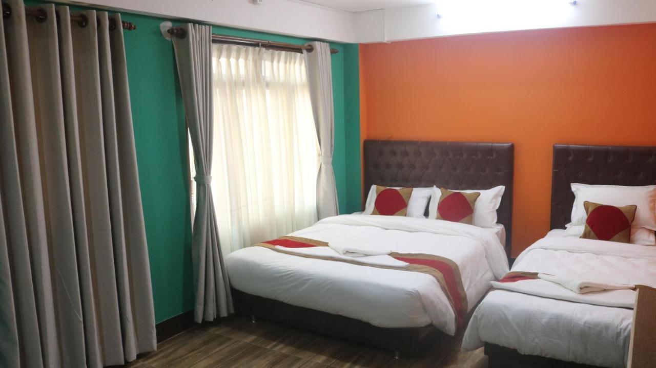Nepalaya Home Hostel Катманду Экстерьер фото