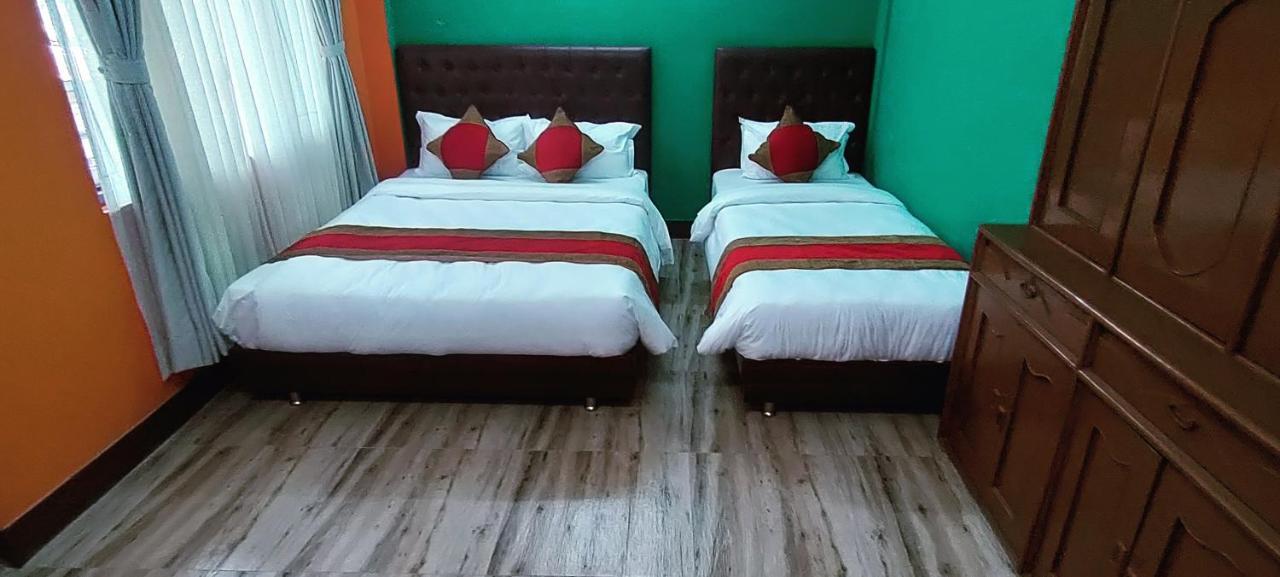 Nepalaya Home Hostel Катманду Экстерьер фото