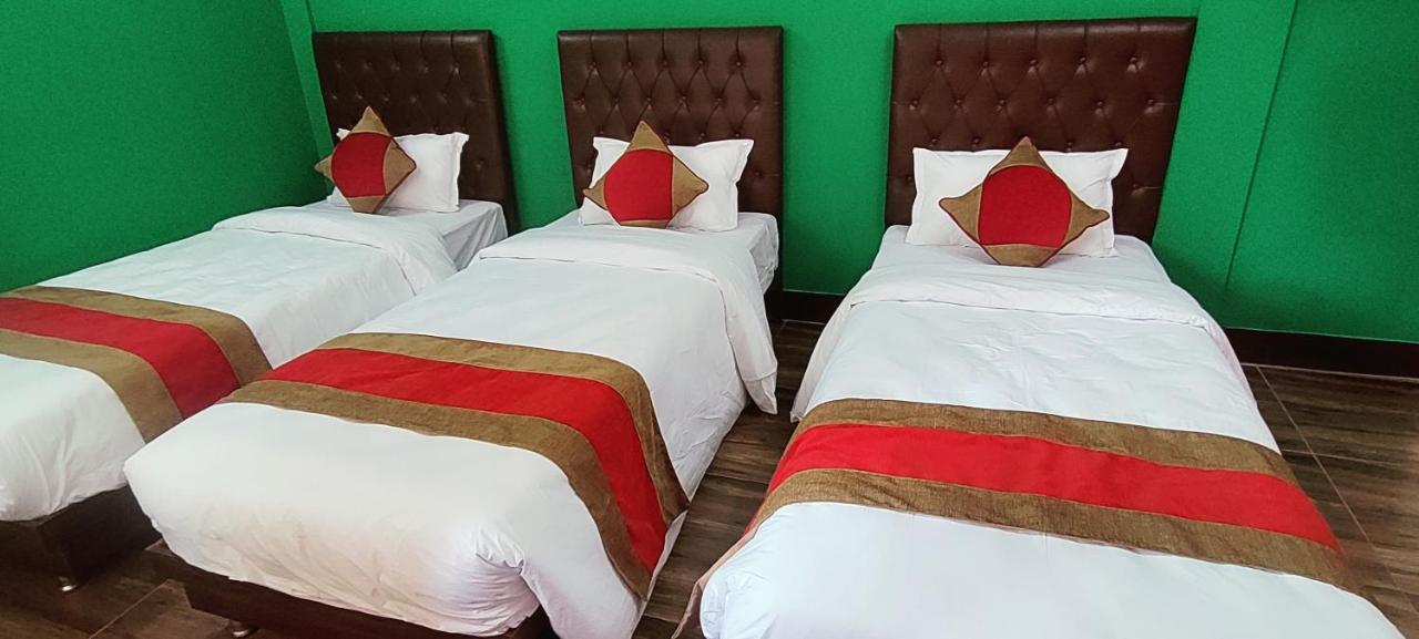 Nepalaya Home Hostel Катманду Экстерьер фото