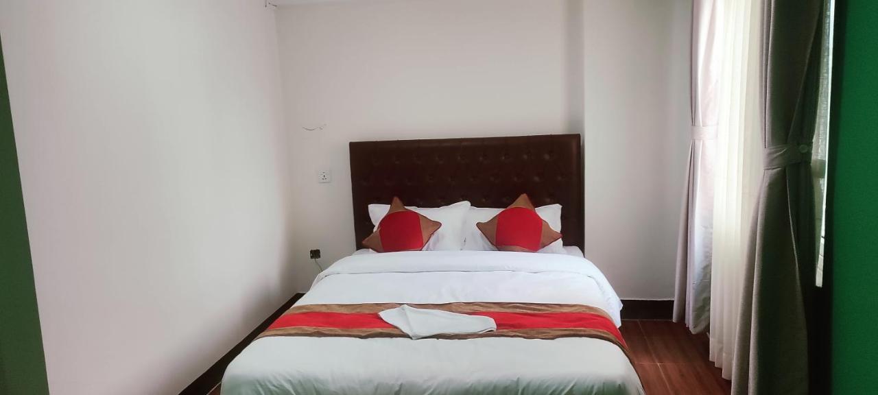 Nepalaya Home Hostel Катманду Экстерьер фото